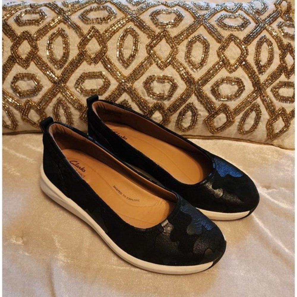 clarks women's tennis shoes